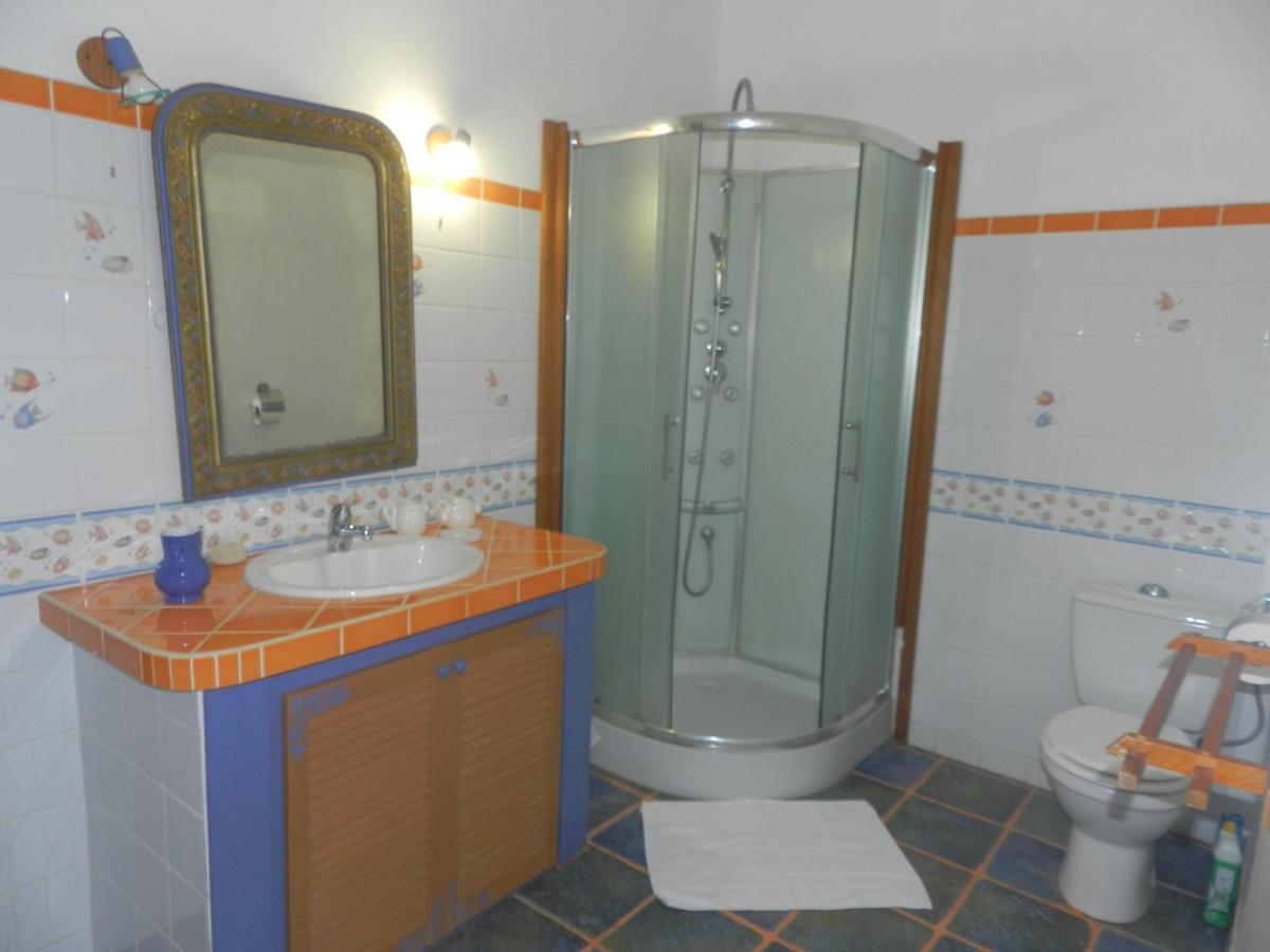 Villa Le Bord Bleu لو مول المظهر الخارجي الصورة