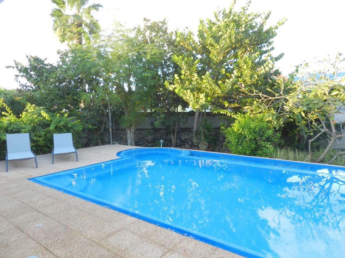Villa Le Bord Bleu لو مول المظهر الخارجي الصورة