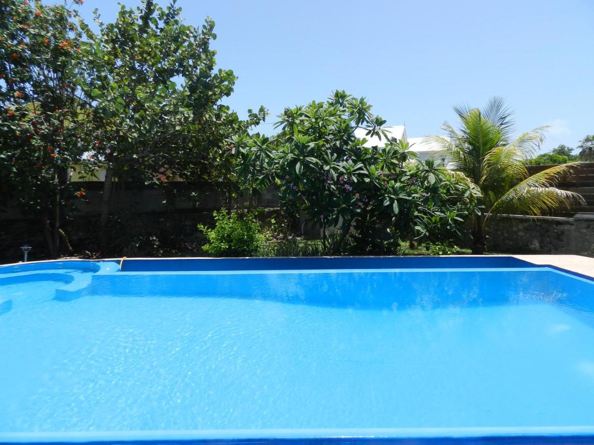 Villa Le Bord Bleu لو مول المظهر الخارجي الصورة